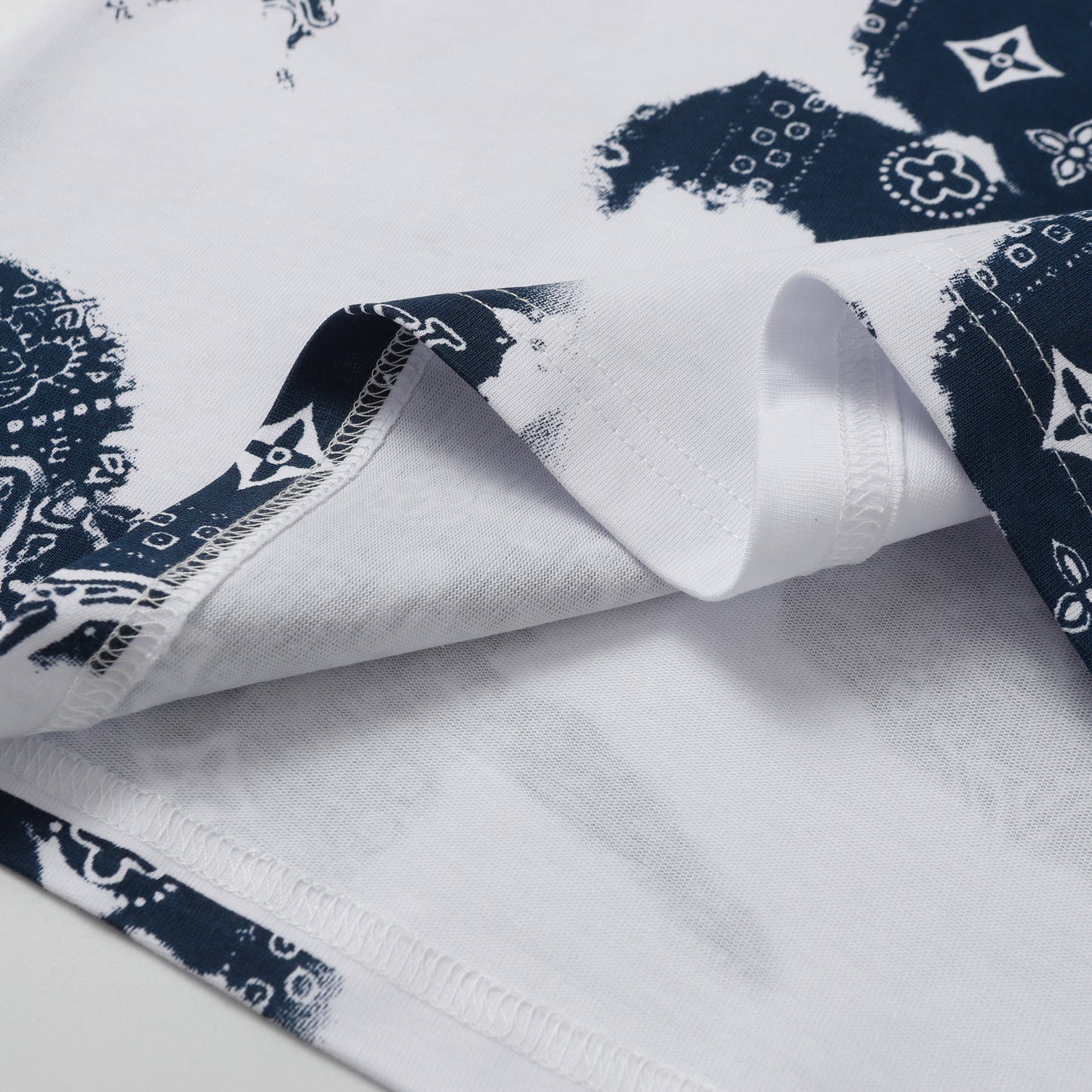 1ZE520UDE Stylish T-shirts