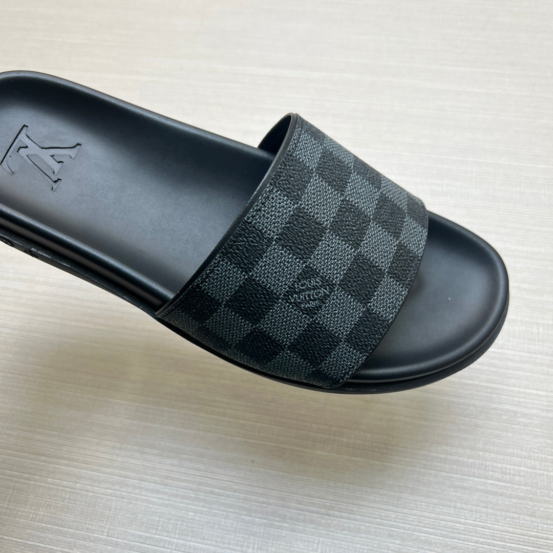 54E59ZDE Stylish slippers