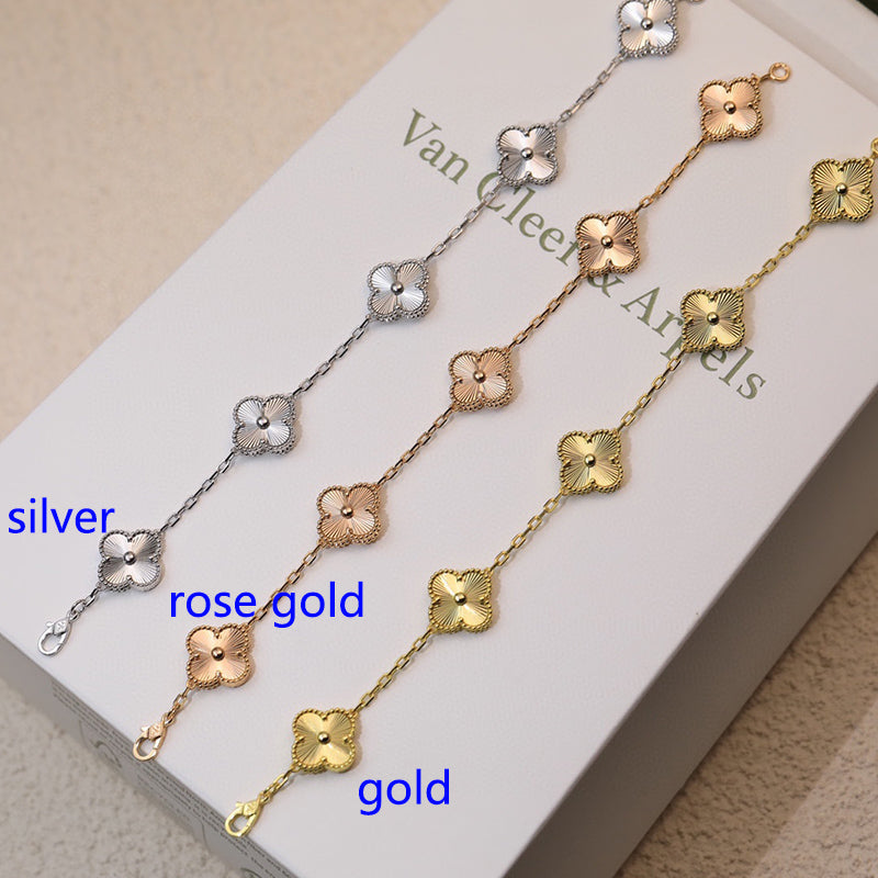 5XVA180KDE Stylish bracelets 5 flowers normal size1.5cm flower