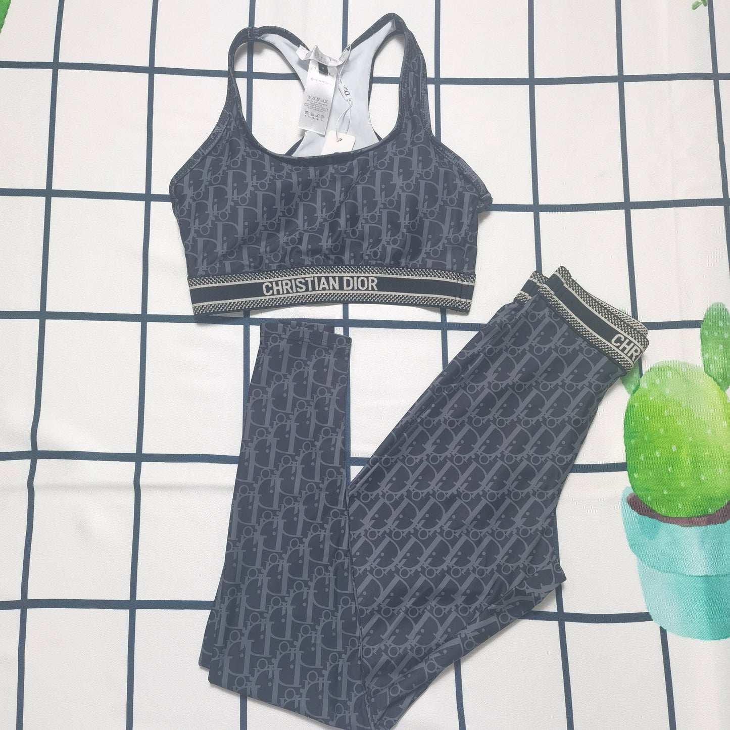 14D69YDE Stylish Long sleeve swimsuit