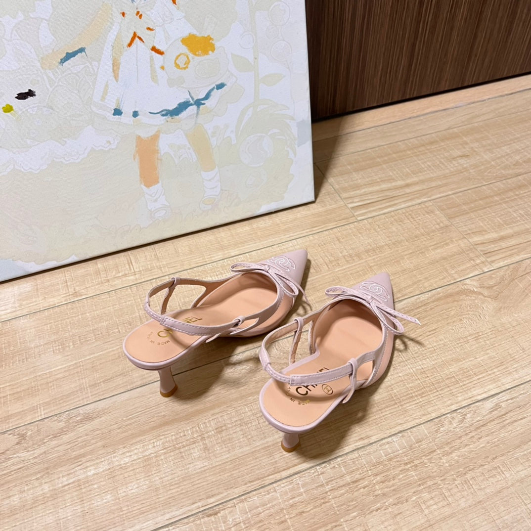14C40ZDE Stylish High heels Heel height 6cm