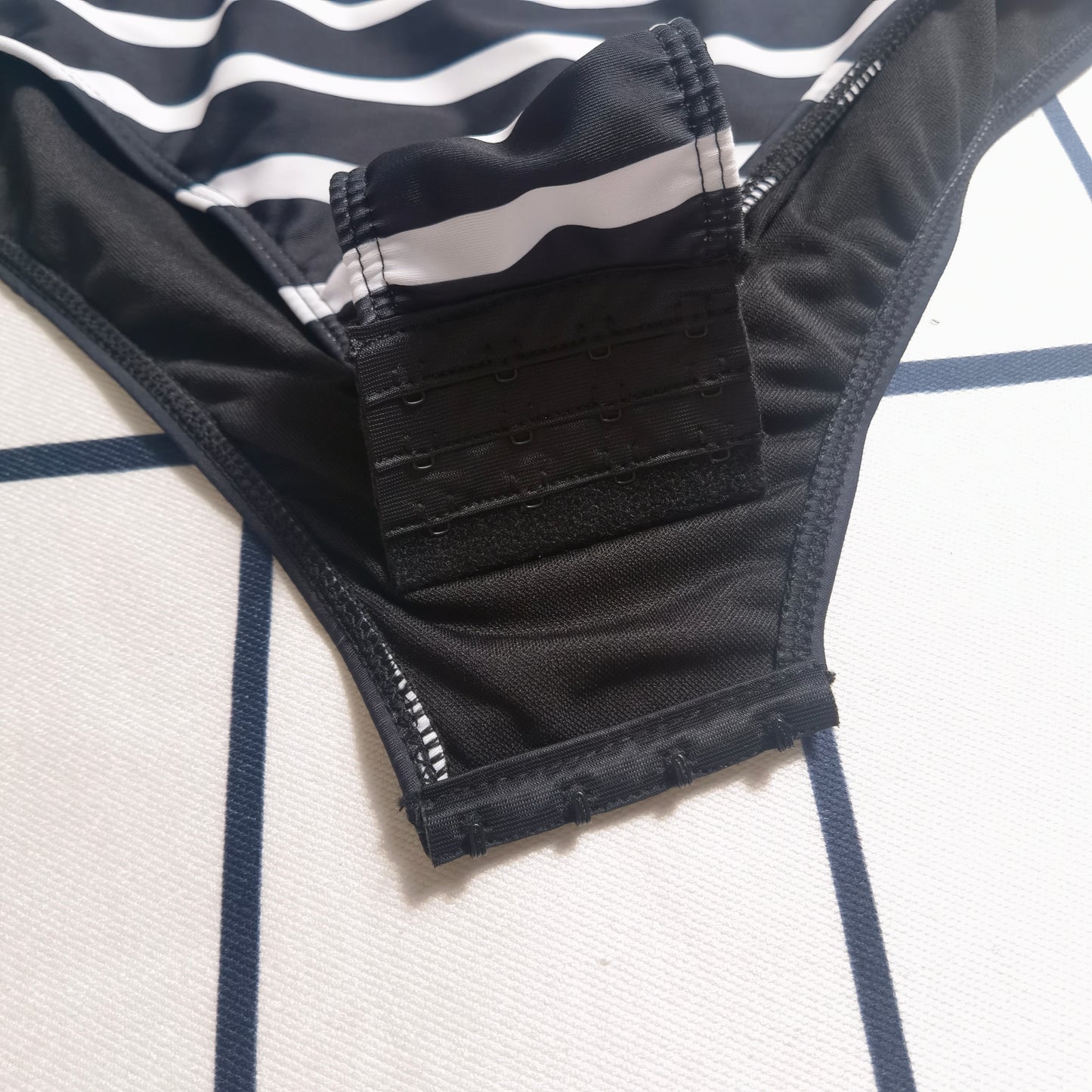 14D3YDE Stylish Long sleeve swimsuit