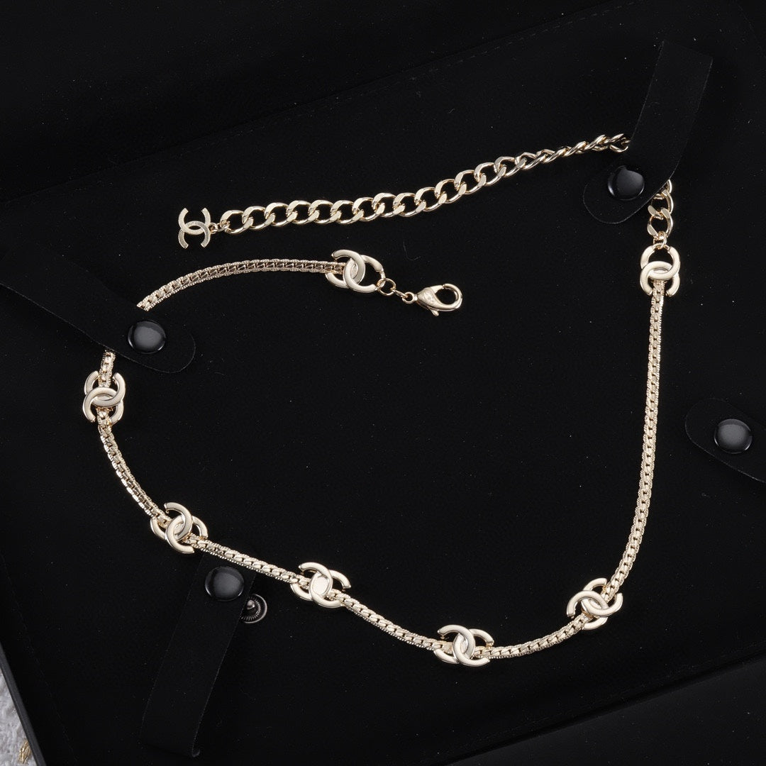 14C1090XDE Stylish Necklaces