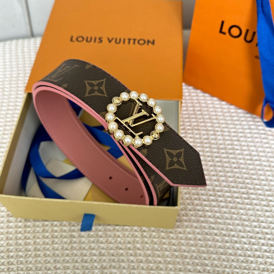 14E145PDE Stylish High quality belt With full package