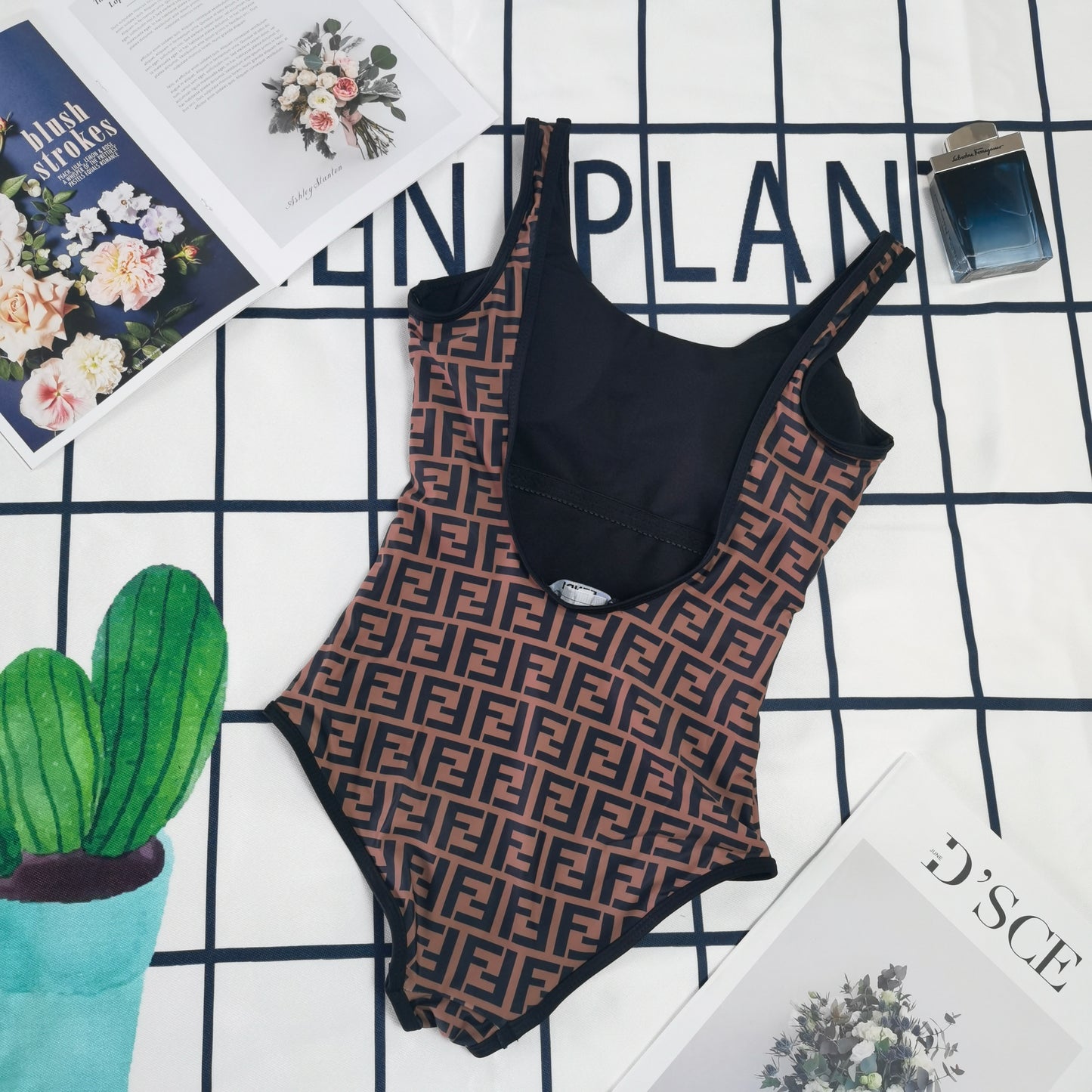 14F177YDE Stylish Bikini swimsuit