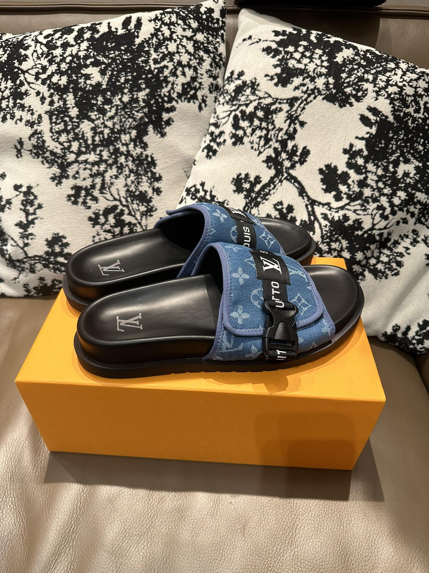 285ZE27ZDE Stylish leather Shoes