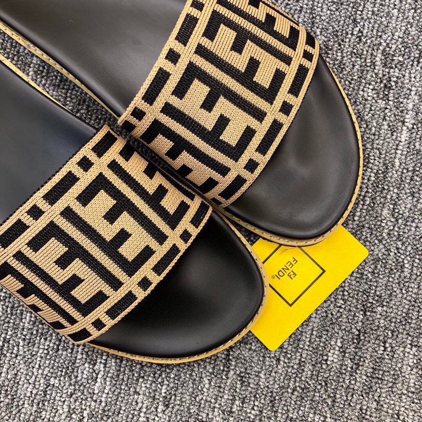 5XF102ZDE Stylish Slippers