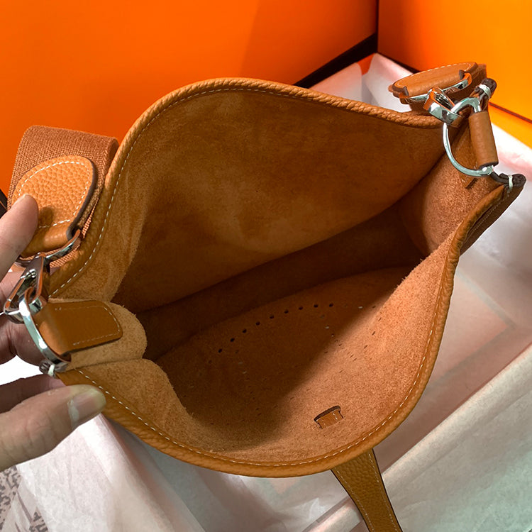 1H1BDE Stylish leather bag