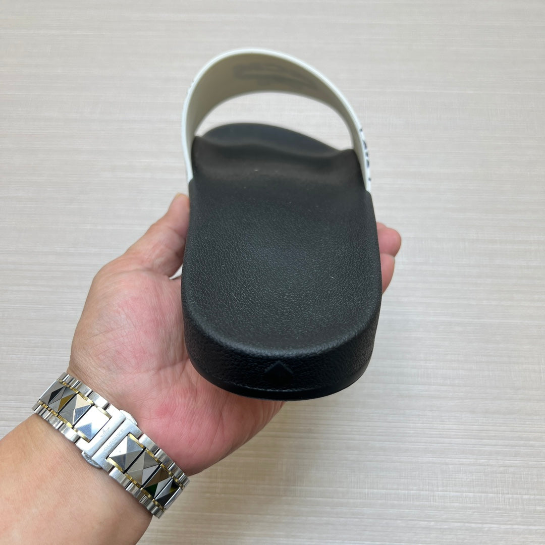 54M43ZDE Stylish slippers