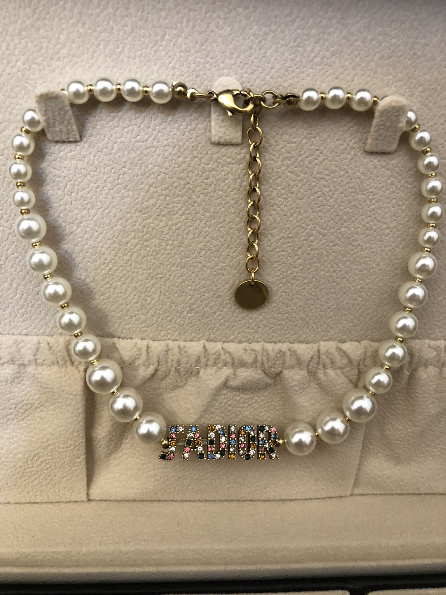 14D1028XDE Stylish Necklaces