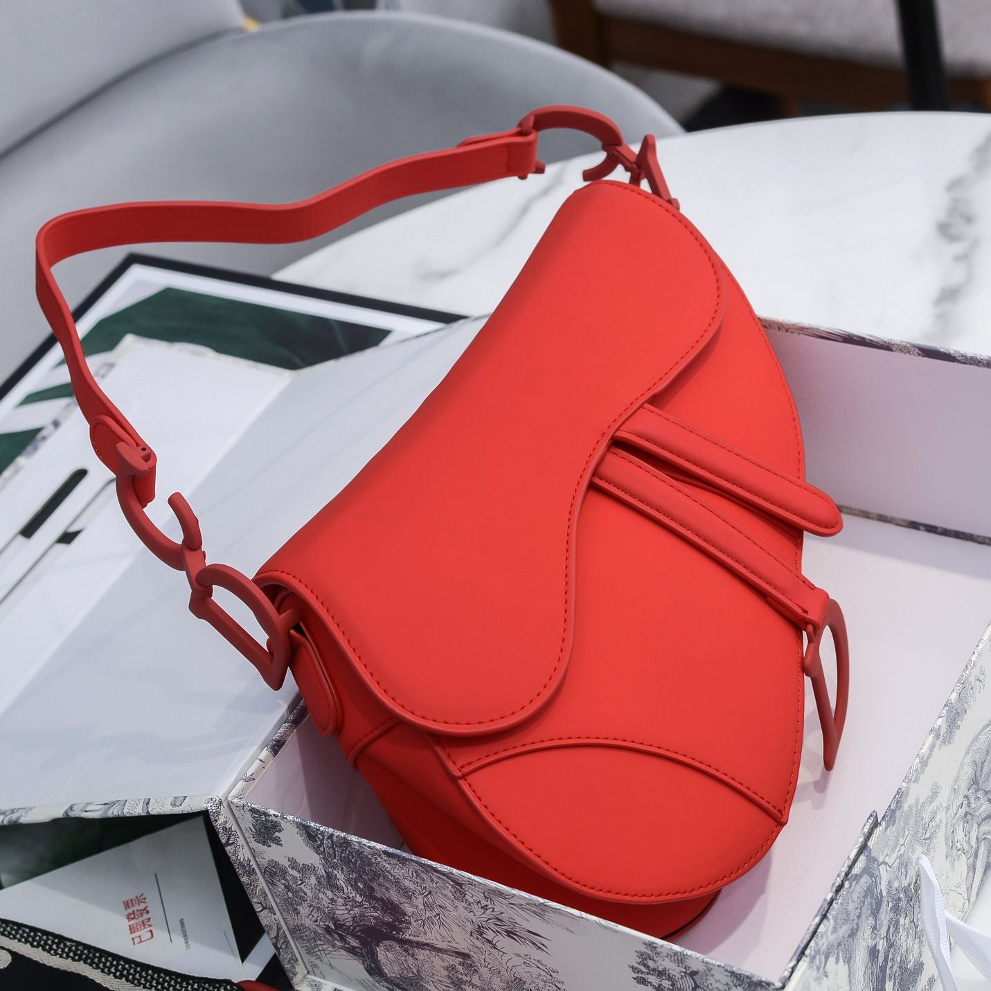 5D10BDE Stylish leather bag