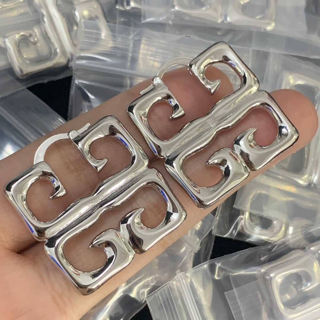 14GV1021EDE Stylish Earrings