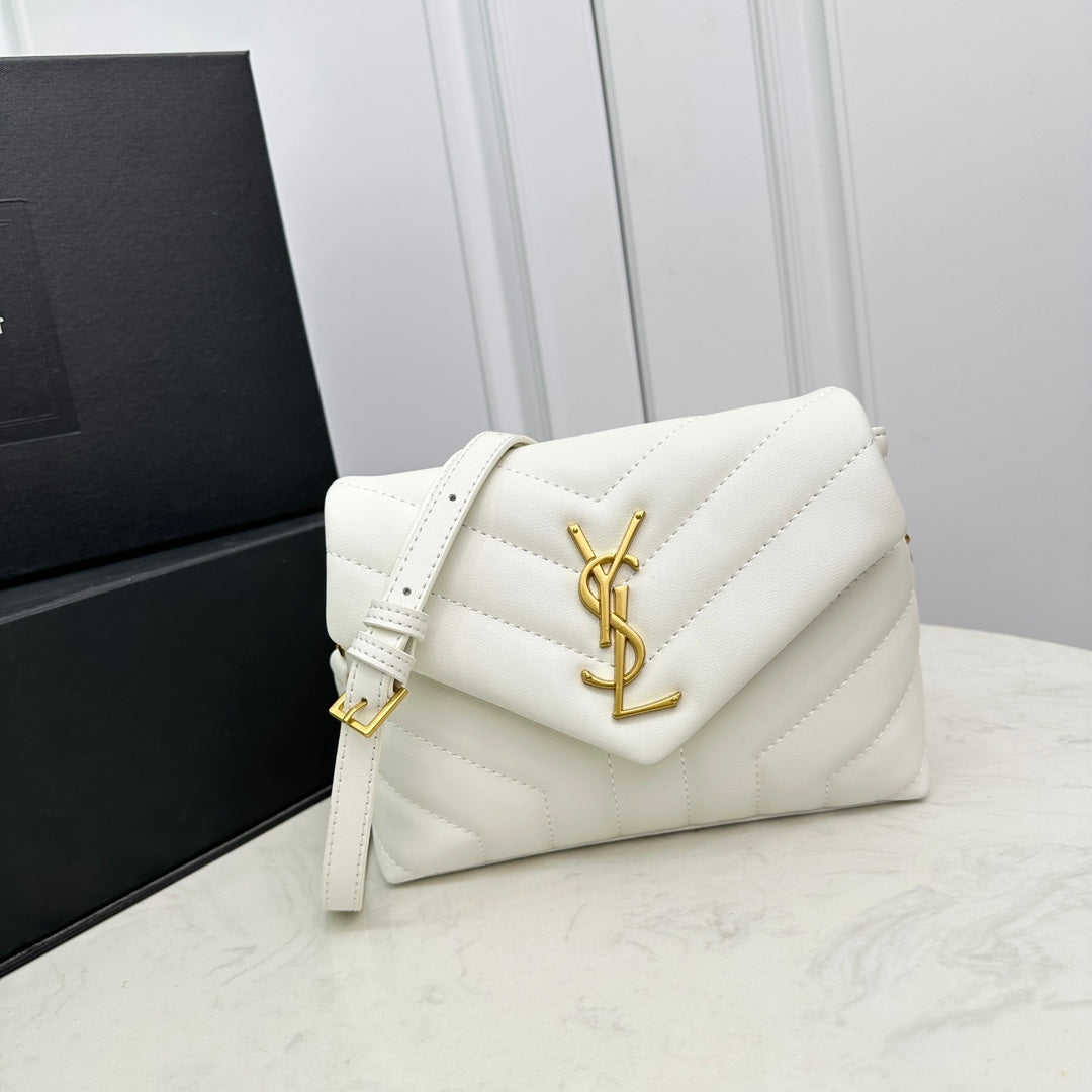 1XSL267BDE Stylish leather bag