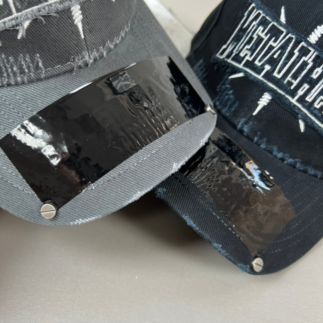 125ZJ528MDE Stylish hats