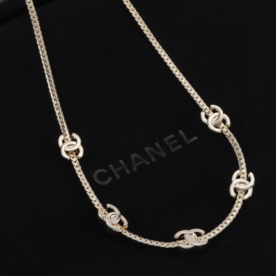 14C1090XDE Stylish Necklaces