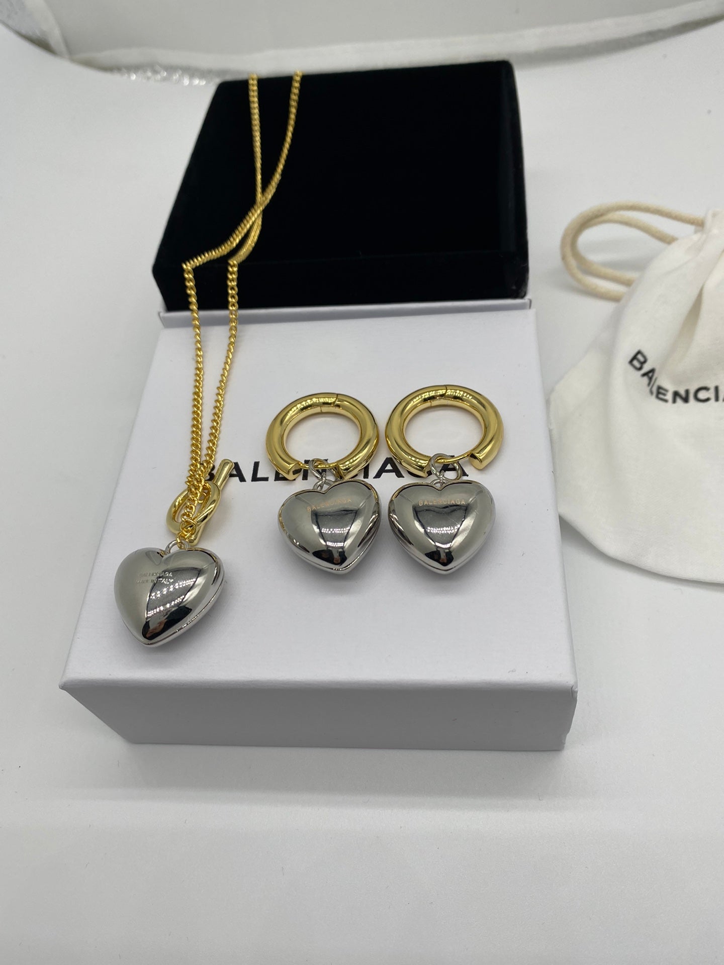 14J345XDE Stylish Earrings Necklaces