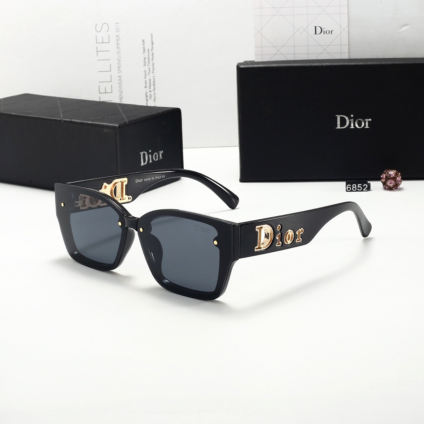 285RD113TDE Stylish Sunglasses