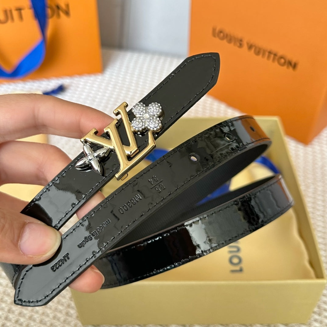 14E132PDE Stylish High quality belt With full package