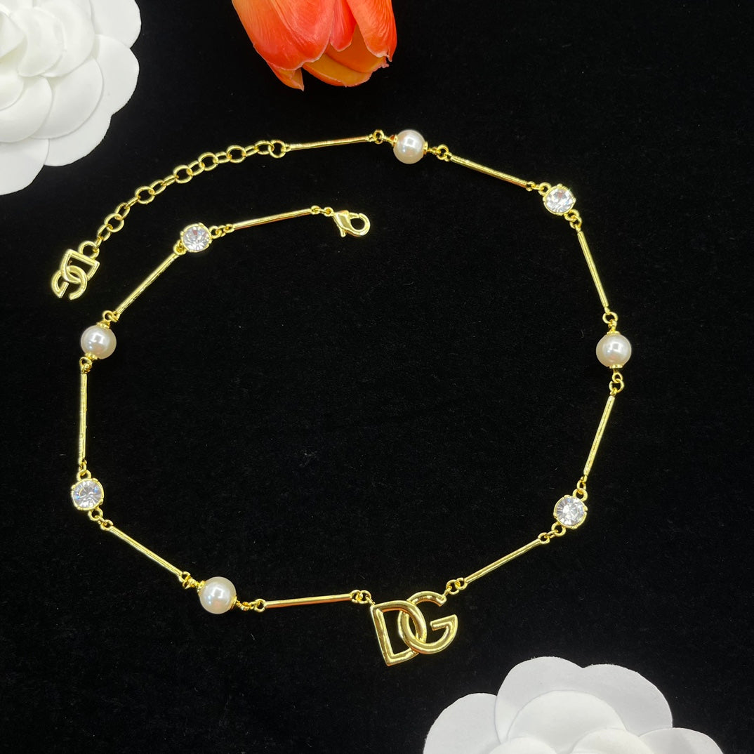 14A1045XDE Stylish Necklaces Bracelets