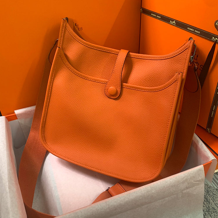 1H1BDE Stylish leather bag