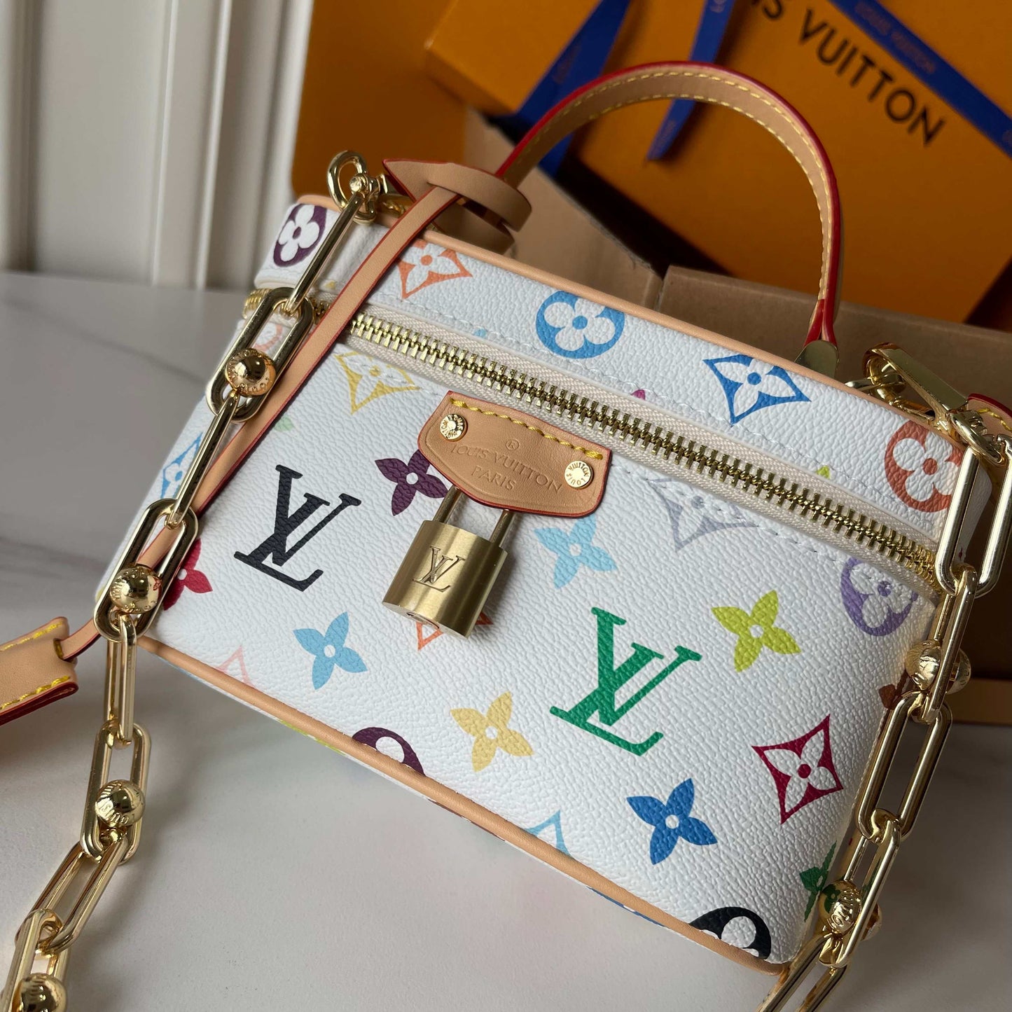 155NE79BDE Stylish leather bag