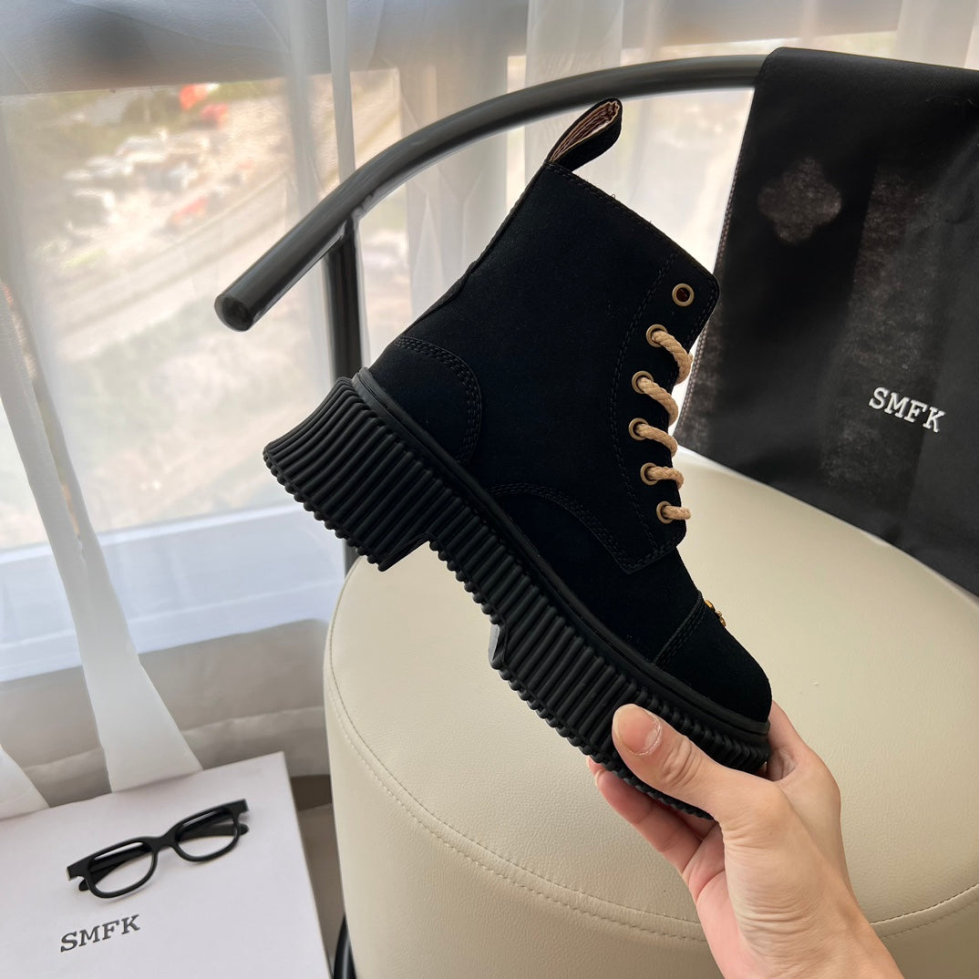 1JA18ZDE Stylish boots