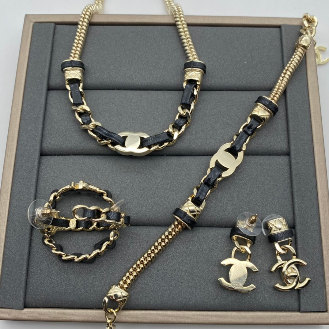 14C432XDE Stylish Earrings Bracelets Necklaces