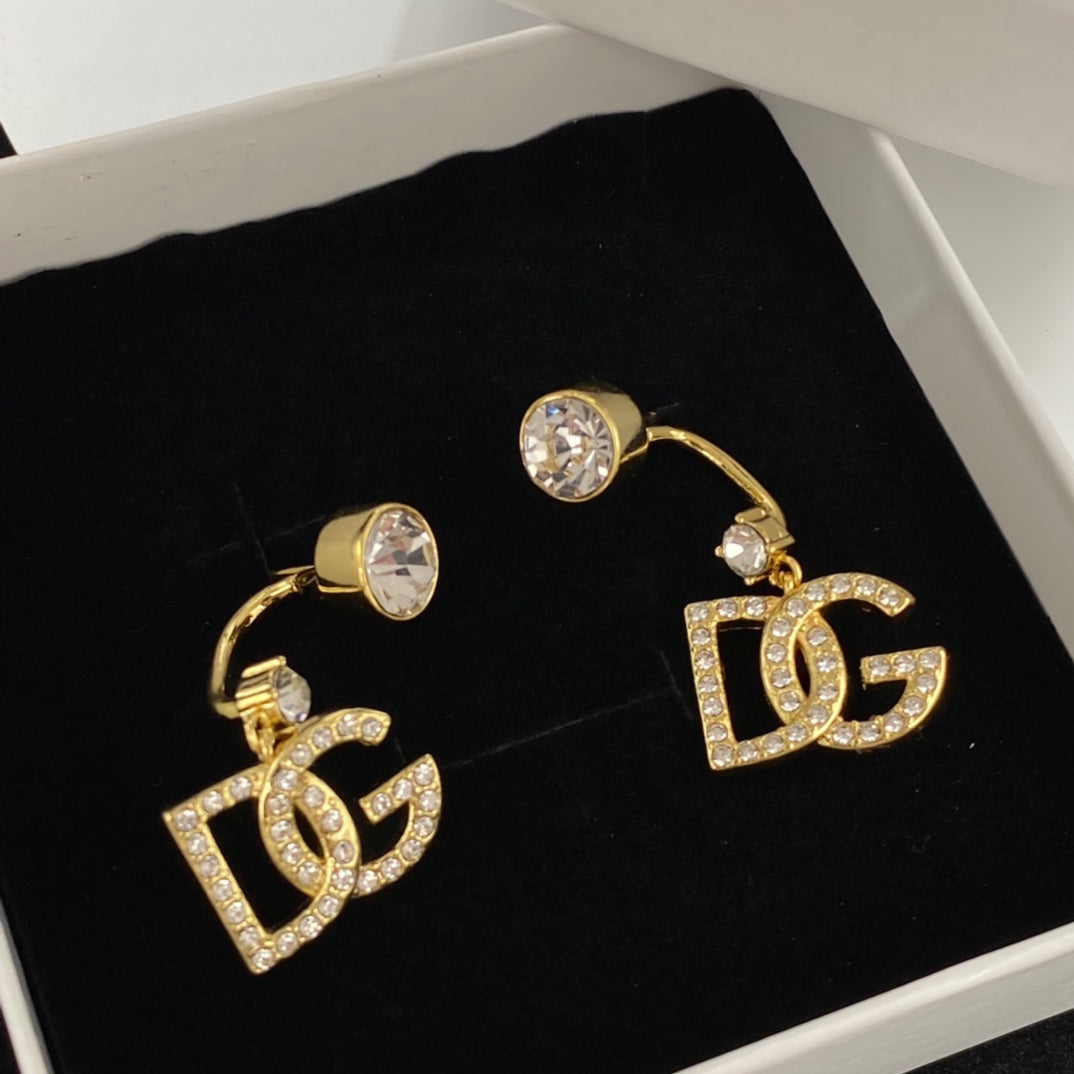 1XA581XDE Stylish rEarrings Bracelets Necklaces