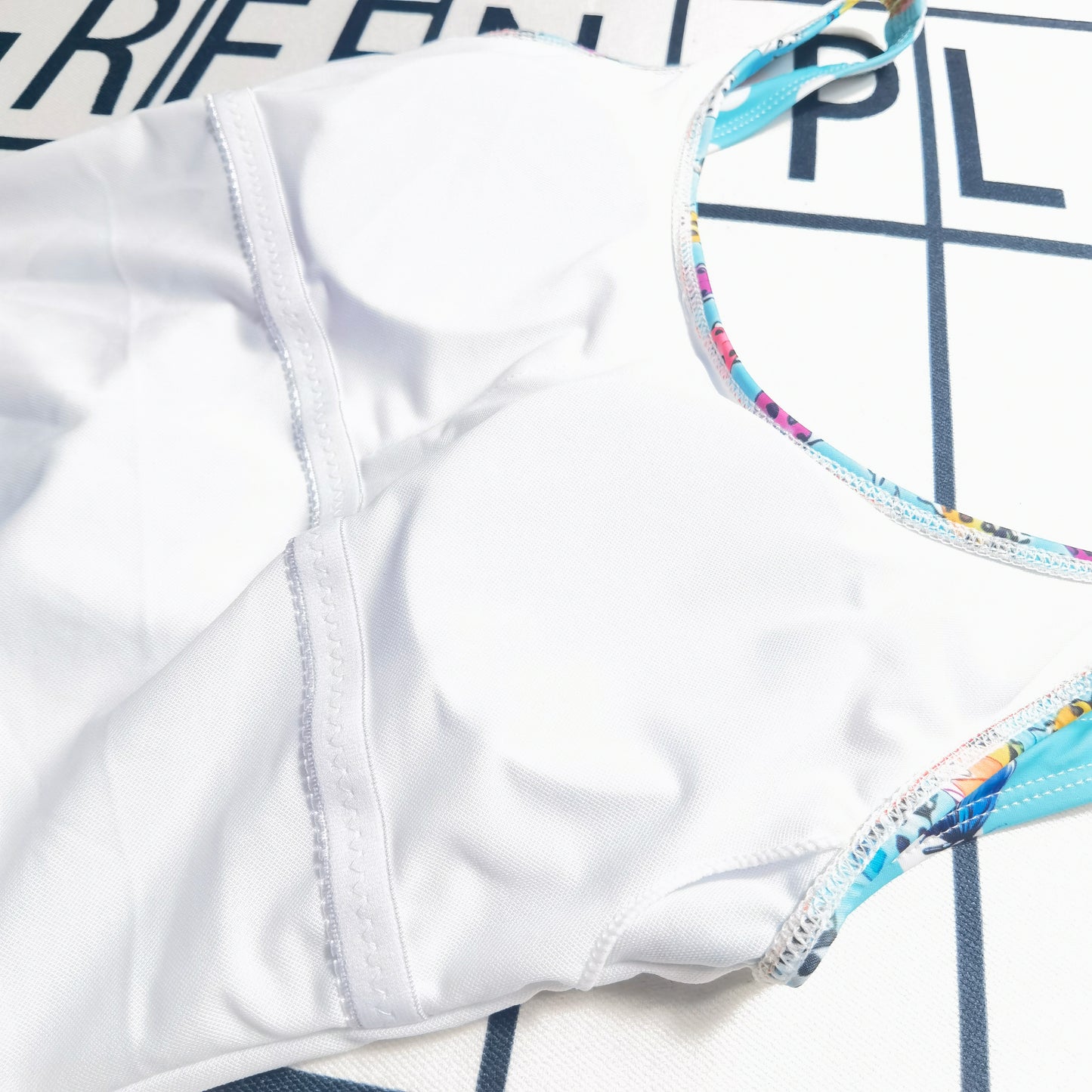 14A101YDE Stylish Bikini swimsuit