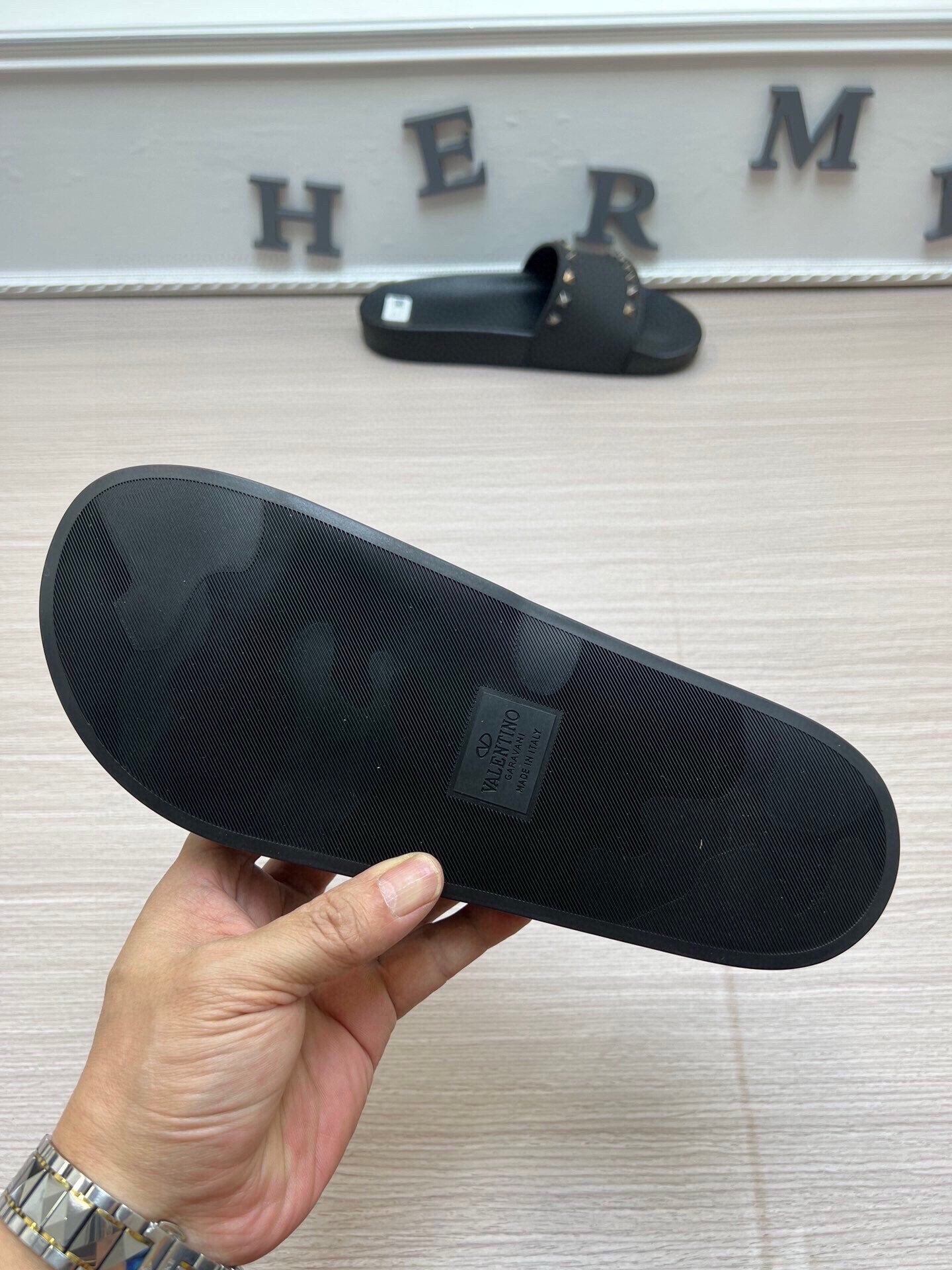 54VL52ZDE Stylish slippers