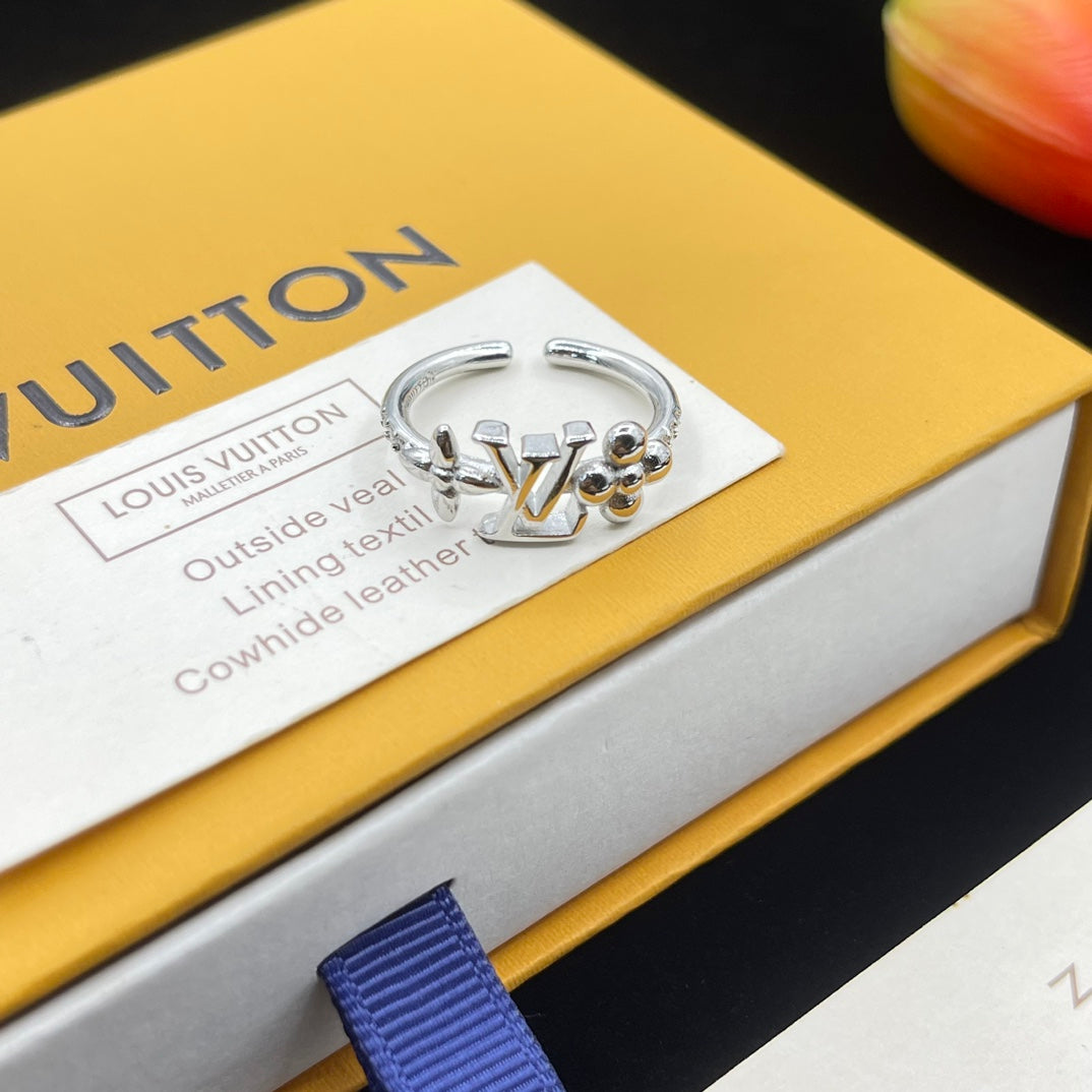 14E981JDE Stylish rings