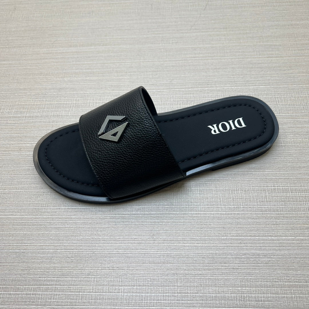 54D77ZDE Stylish slippers