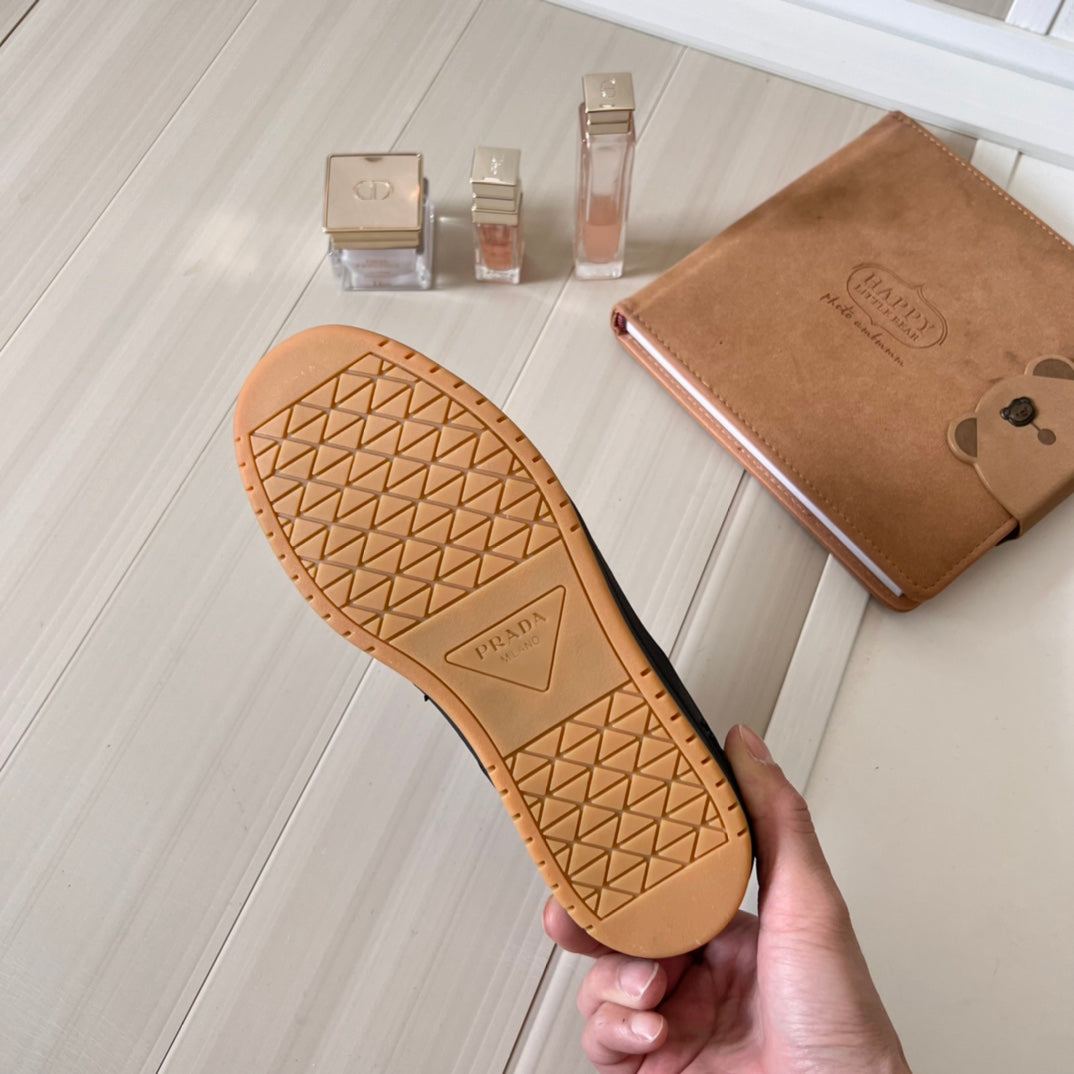 14PD119ZDE Stylish shoes