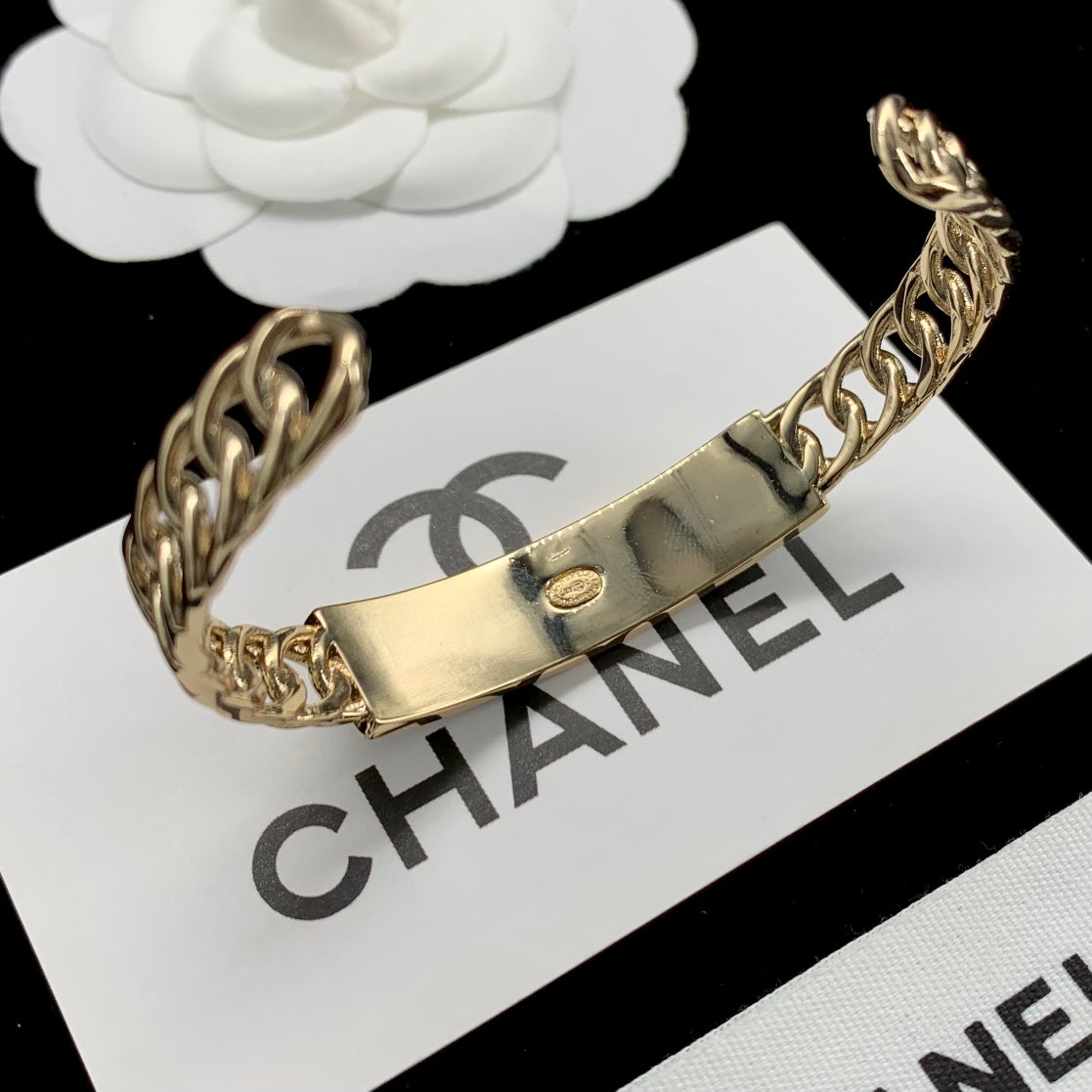 1NC95KDE Stylish bracelet