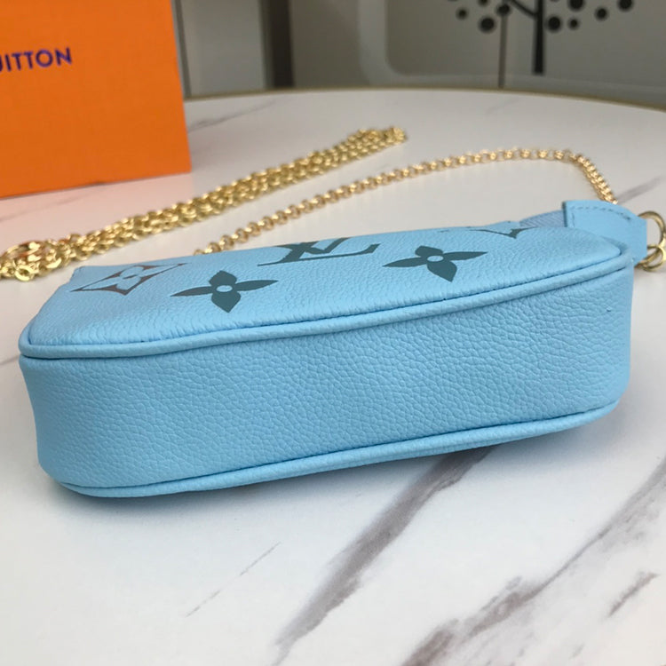 1E043BDE Stylish leather bag