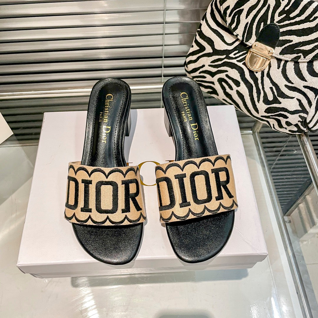 14D37ZDE Stylish High heels