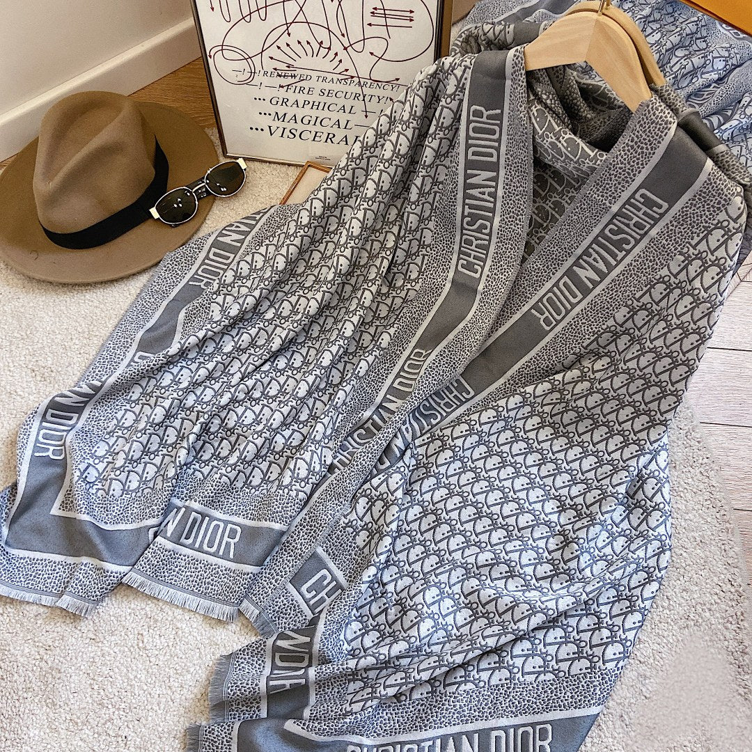 185ZD45WDE Stylish Winter Scarves