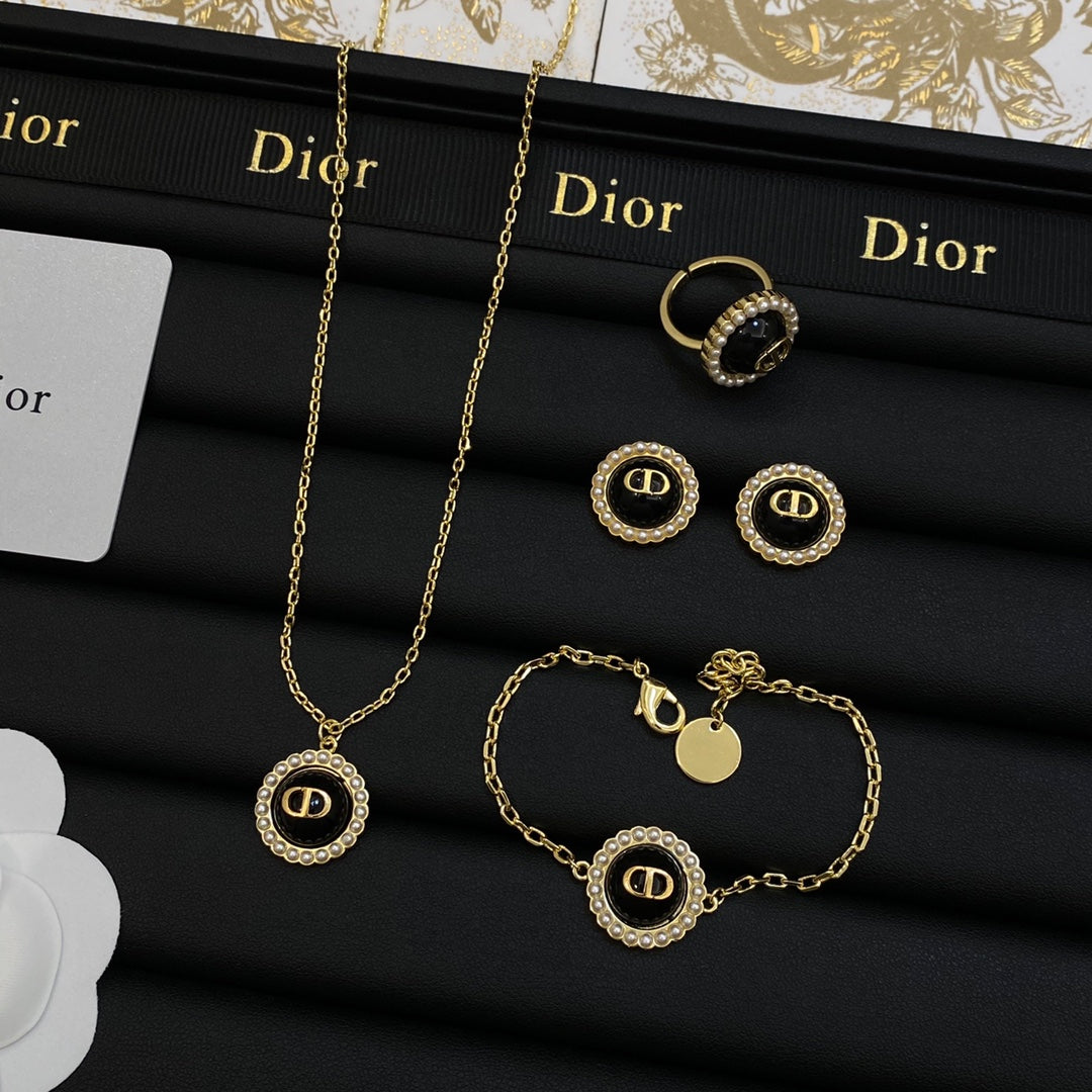 14D206XDE Stylish Rings Earring Bracelets Necklaces