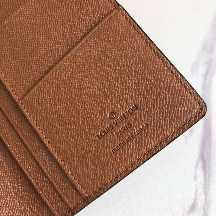 E2BDE Stylish leather wallets