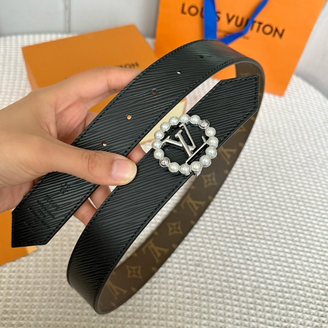 14E141PDE Stylish High quality belt With full package