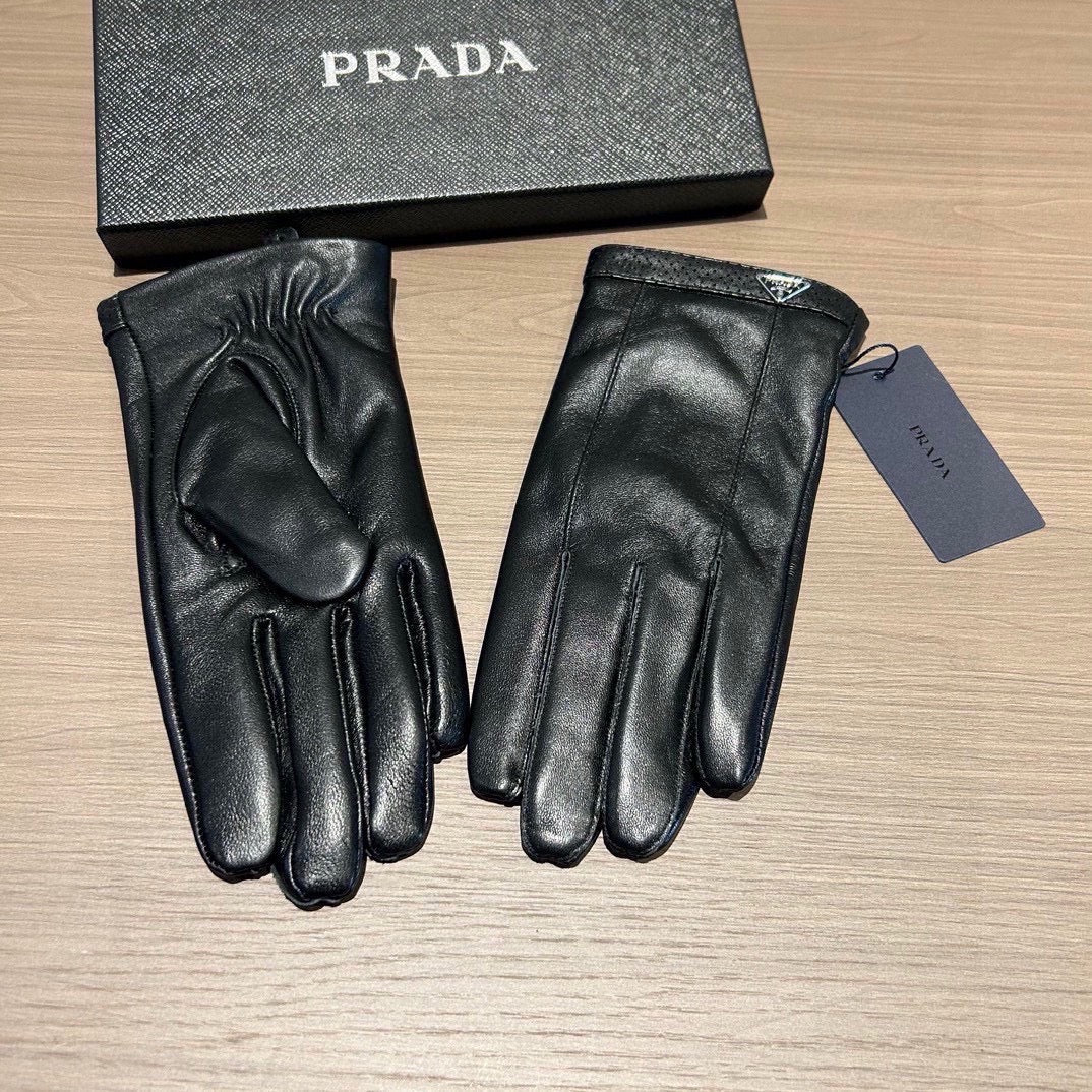 14PD48SDE Stylish sheepskin gloves