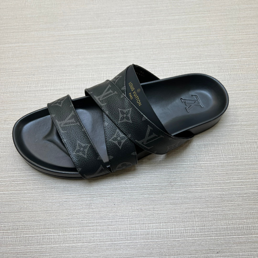 54E89ZDE Stylish slippers