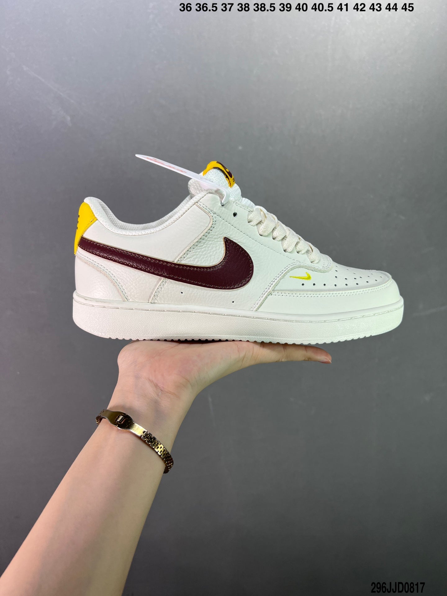 4YN49ZDE Stylish Sneakers (No Box, August-October Big Sale)