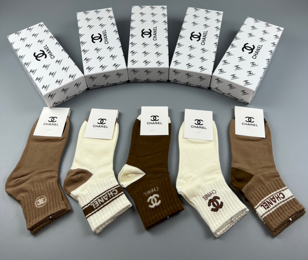 235QC64SDE Stylish socks(5 pairs )