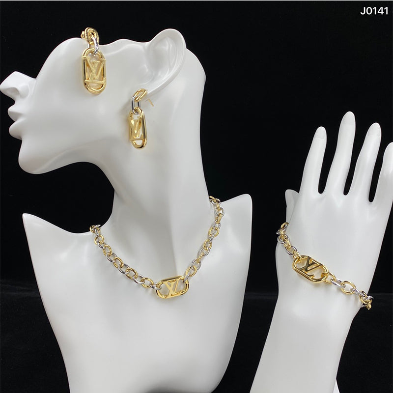 3E534XDE Stylish Bracelets