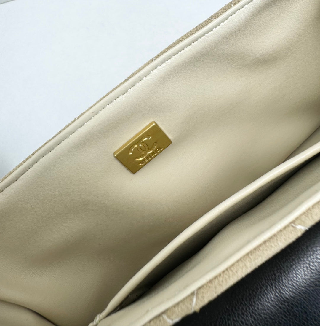 15RC61BDE Stylish leather bag