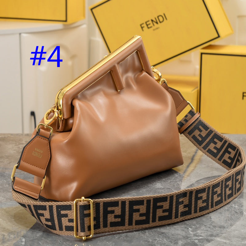 2XF20BDE Stylish leather bag