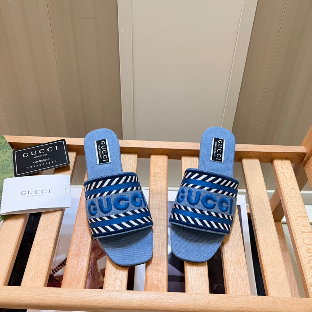 14B6ZDE Stylish Slippers
