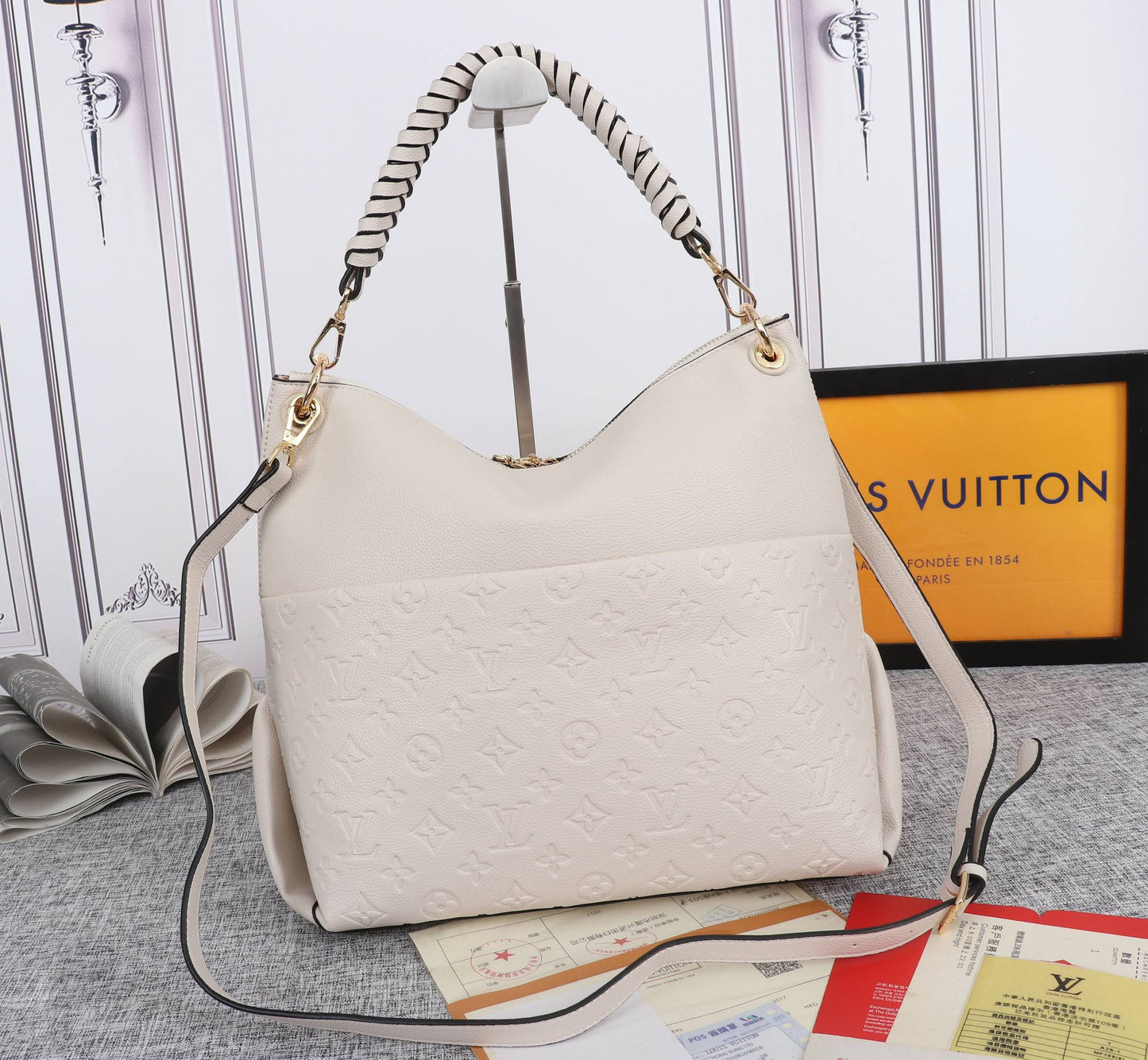 2XE51BDE Stylish leather bag