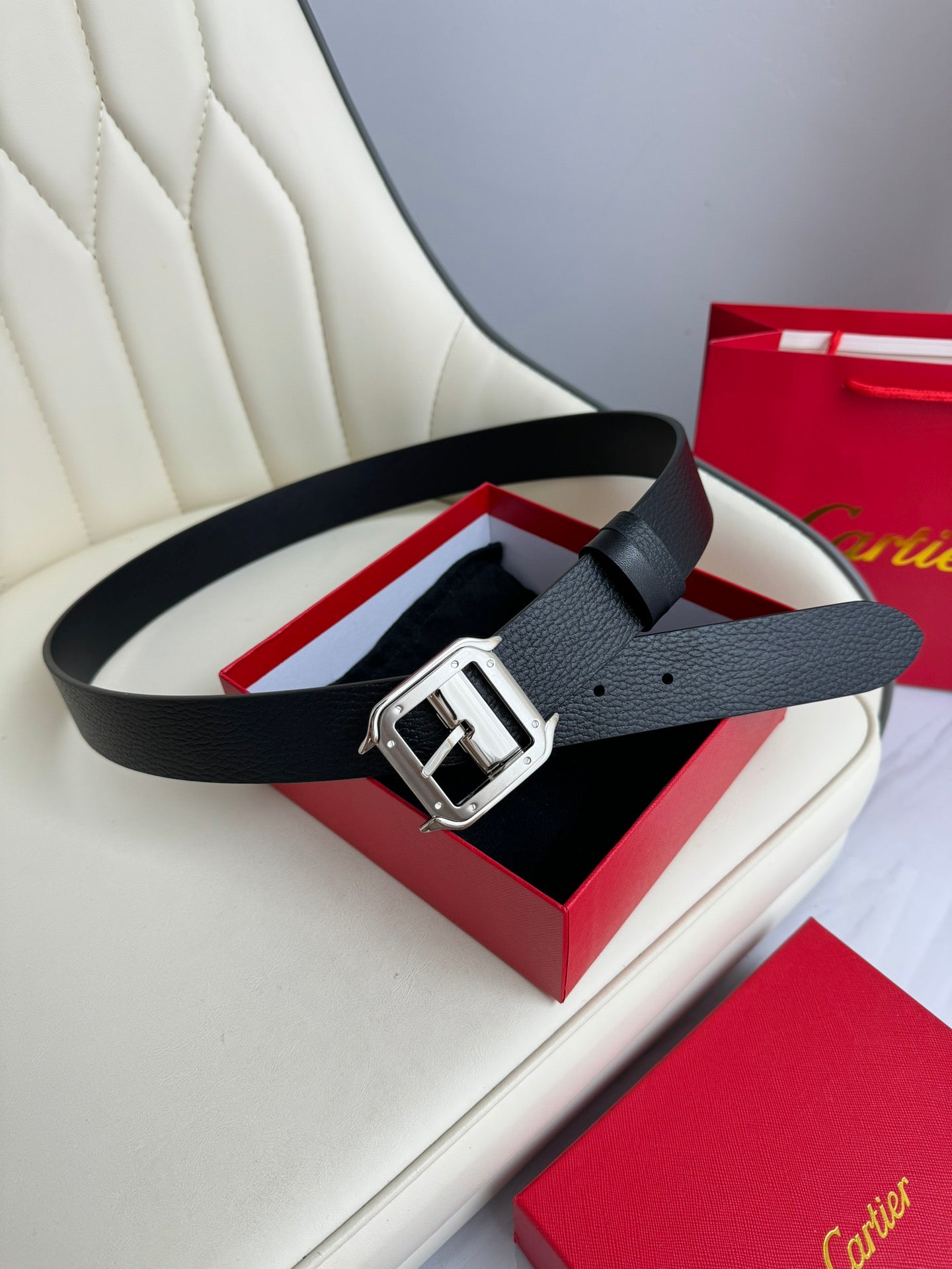 1WK174PDE Stylish High quality belt With full package